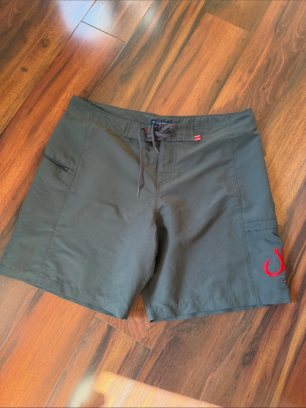 Montauk Tackle Board Shorts Charcoal Mens 40